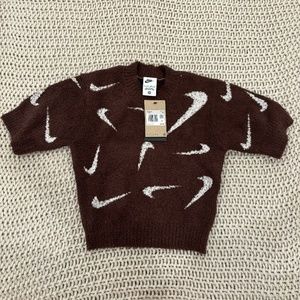 NEW Nike Sweater Top